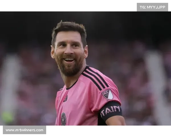 梅西荣登历史射手王并获得FIFA认证 五冠加身C罗羡慕不已 梅西荣登历史射手王并获得FIFA认证 五冠加身C罗羡慕不已