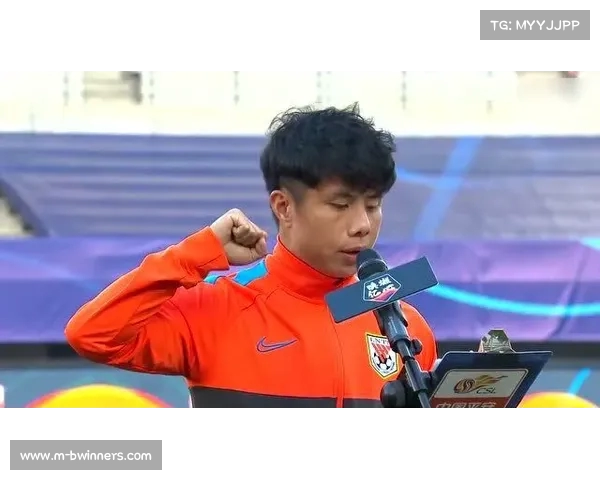 中超赛事全景直播精彩瞬间分析助你秒速掌握比赛动态与数据 中超赛事全景直播精彩瞬间分析助你秒速掌握比赛动态与数据